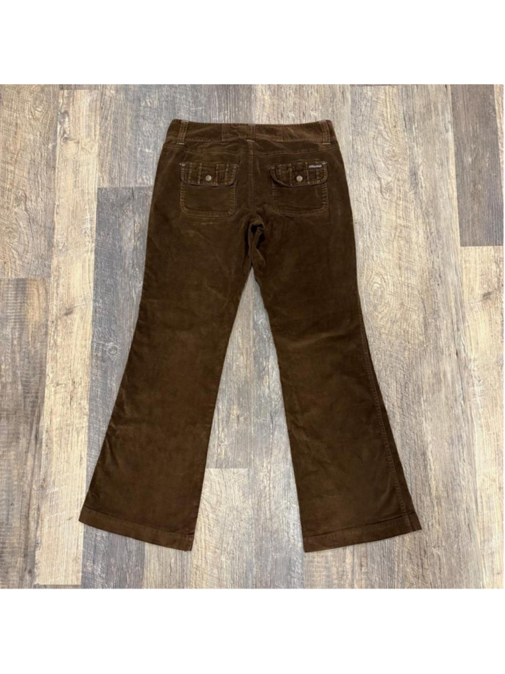 Vintage Y2K Aéropostale Brown Wide Leg Pants Utility Pocket Flare 7/8
Vintage Y